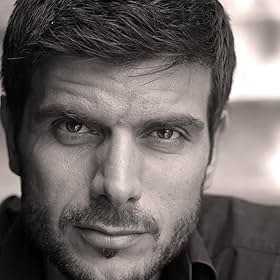 Μάνος Γαβράς